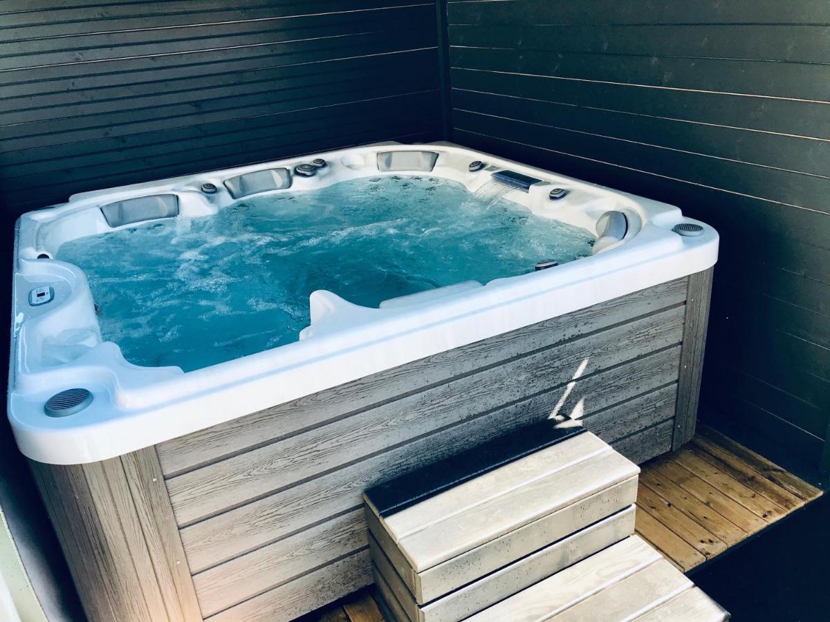 Guesthouse La Costiere - Logements Independants - Espace Piscine Jacuzzi Lunel  Bagian luar foto