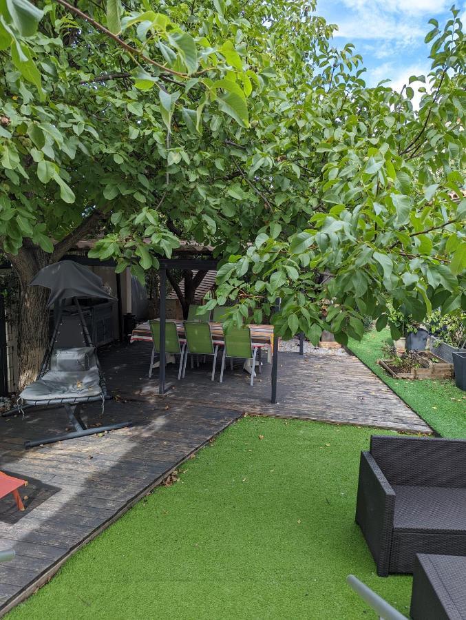 Guesthouse La Costiere - Logements Independants - Espace Piscine Jacuzzi Lunel  Bagian luar foto