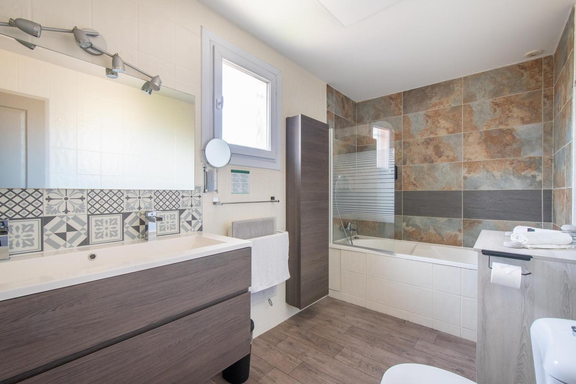 Guesthouse La Costiere - Logements Independants - Espace Piscine Jacuzzi Lunel  Bagian luar foto