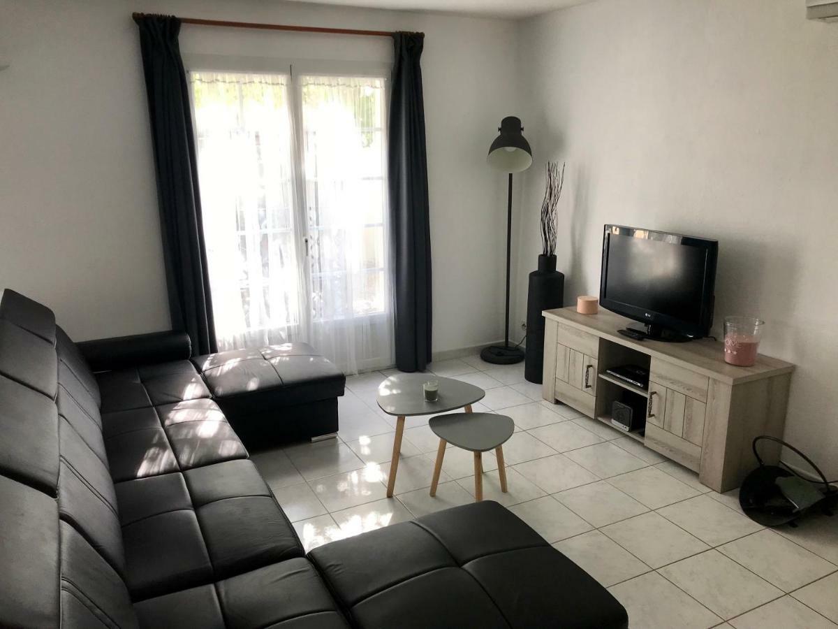 Guesthouse La Costiere - Logements Independants - Espace Piscine Jacuzzi Lunel  Bagian luar foto